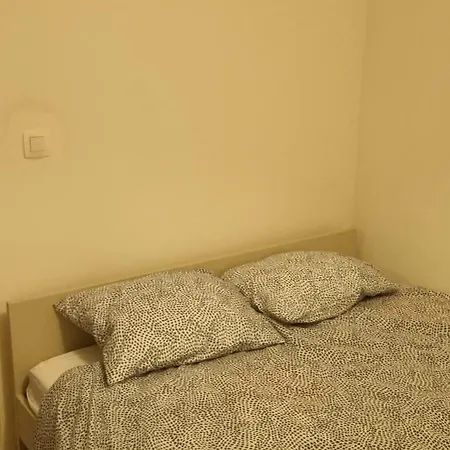 Apartamento Worker's - 2 Bedrooms & Court Yard - Smooth *
