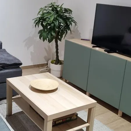 Worker's - 2 Bedrooms & Court Yard - Smooth Apartamento Amberes